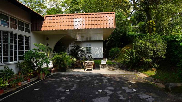 good class bungalow